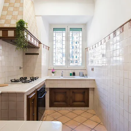 Appia Luxe - A Poche Fermate Del Centro Apartmán *