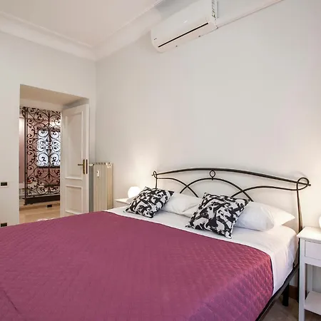 Apartmán Appia Luxe - A Poche Fermate Del Centro *