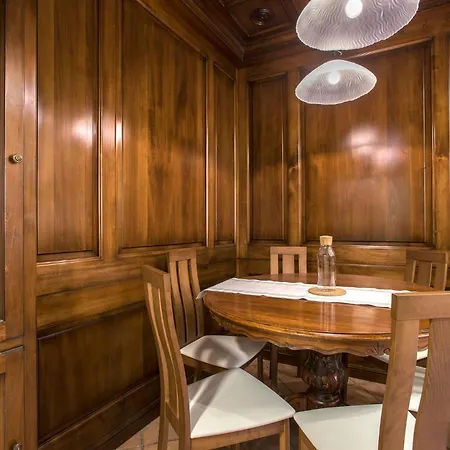 Appia Luxe - A Poche Fermate Del Centro Apartmán *