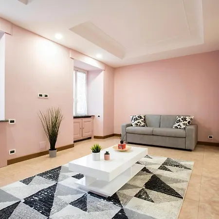 Appia Luxe - A Poche Fermate Del Centro *