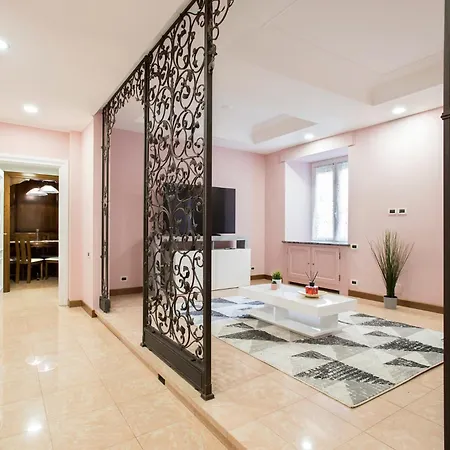 公寓 Appia Luxe - A Poche Fermate Del Centro