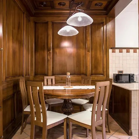 Appia Luxe - A Poche Fermate Del Centro 公寓 *