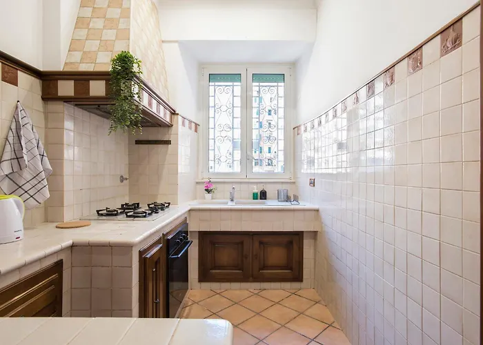 Appia Luxe - A Poche Fermate Del Centro Lägenhet *