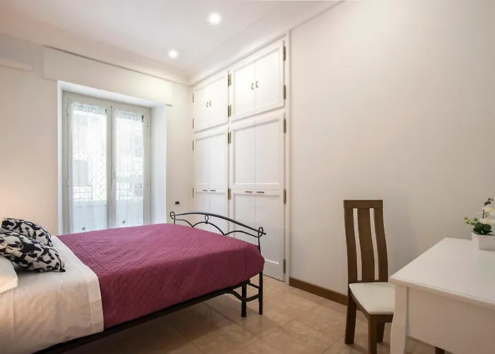 Appia Luxe - A Poche Fermate Del Centro *