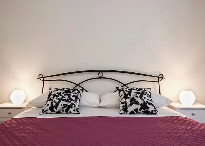 Appia Luxe - A Poche Fermate Del Centro Lägenhet