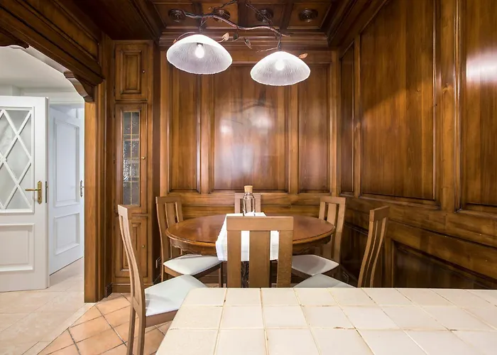 Lägenhet Appia Luxe - A Poche Fermate Del Centro Rom