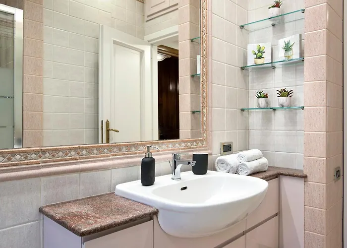 Appia Luxe - A Poche Fermate Del Centro Lägenhet Rom