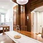 Apartamento Appia Luxe - A Poche Fermate Del Centro Roma