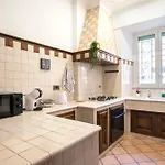 Appia Luxe - A Poche Fermate Del Centro Apartamento Roma