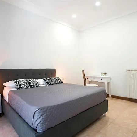 Apartamento Appia Luxe - A Poche Fermate Del Centro