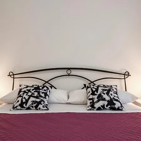 Appia Luxe - A Poche Fermate Del Centro Apartamento